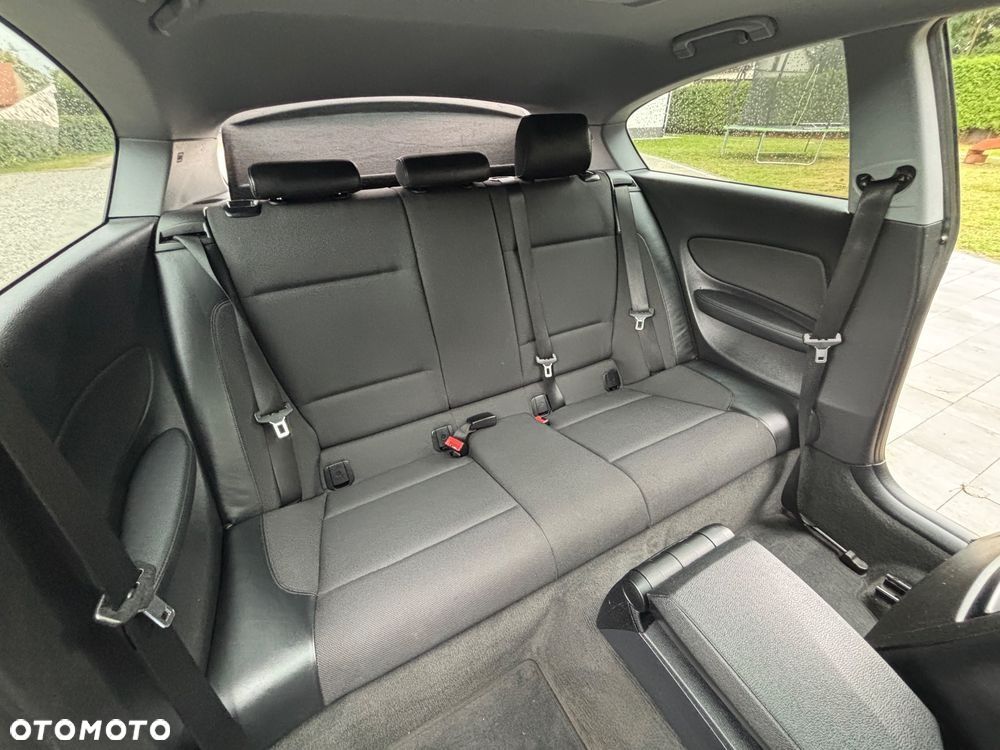 BMW Seria 1 - 35
