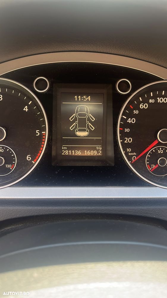 Volkswagen Passat 2.0TDI Comfortline DPF - 10