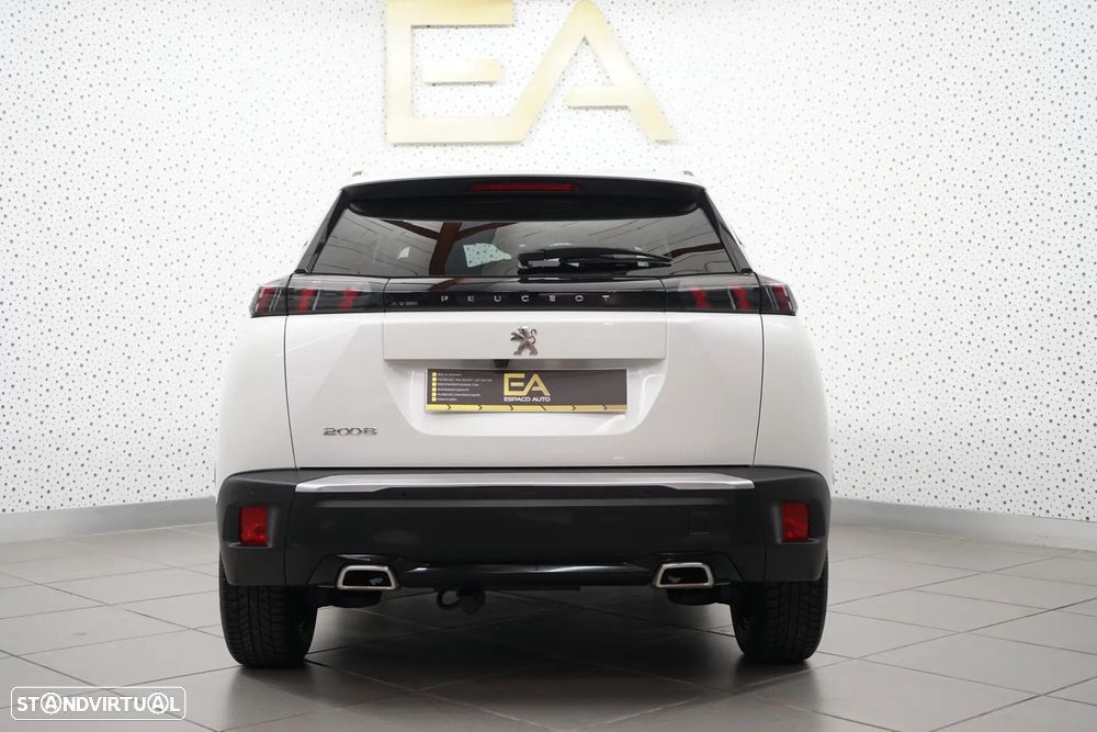 Peugeot 2008 1.2 PureTech Allure Pack EAT8 - 5