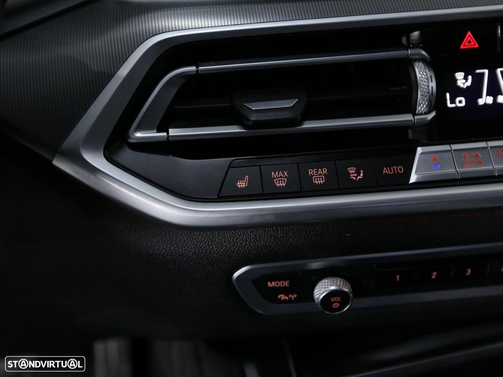 BMW X6 30 d xDrive Pack M - 27