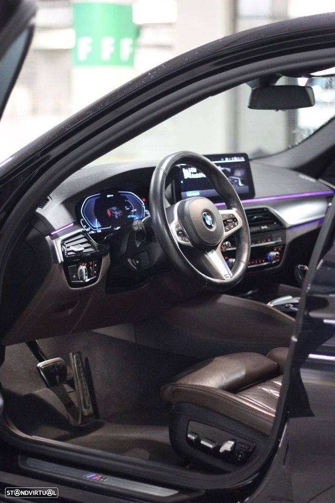 BMW 530 e Pack M - 9