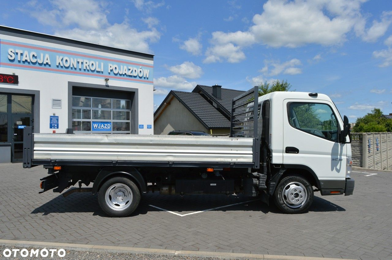 Mitsubishi Canter - 3