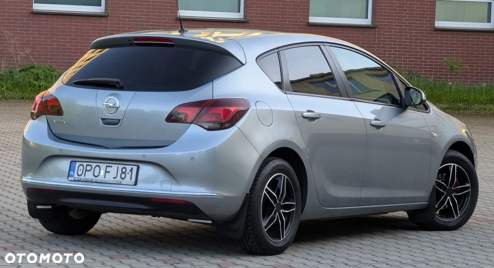 Opel Astra 1.4 T Enjoy - 15