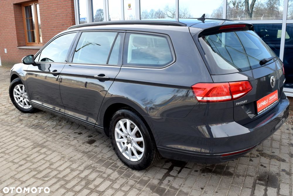 Volkswagen Passat 2.0 TDI (BlueMotion Technology) Comfortline - 4