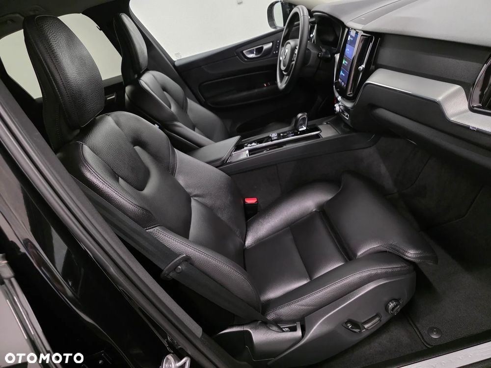 Volvo XC 60 B4 D Geartronic RDesign - 18