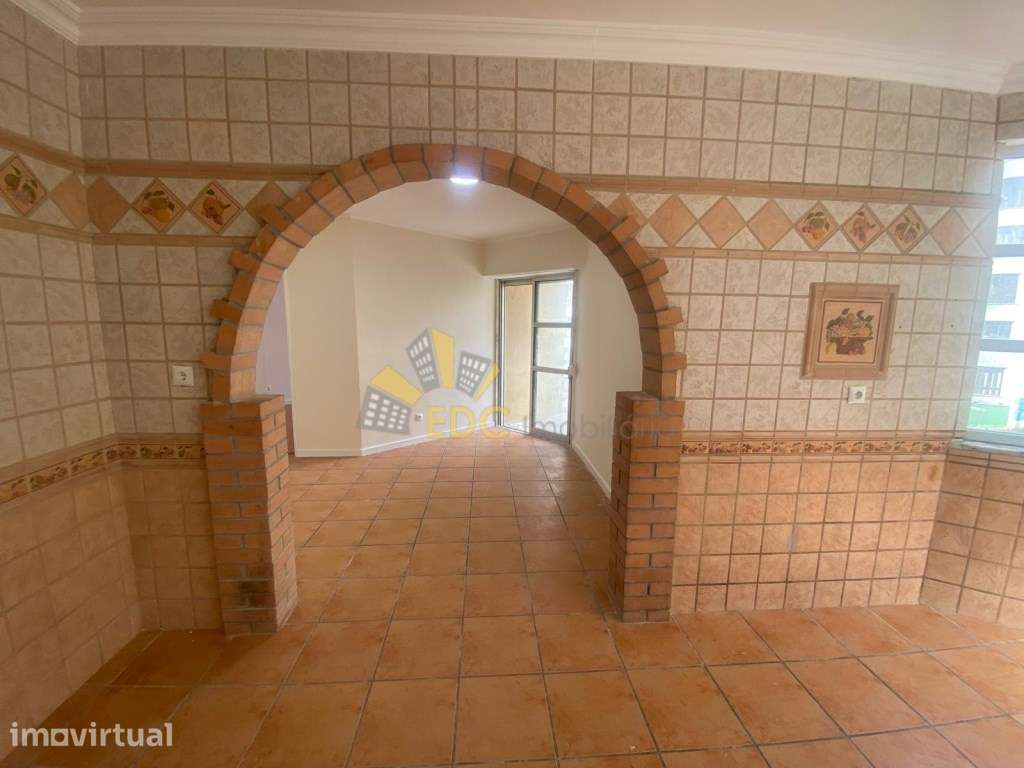 Apartamento T2 Transformado em T3 | A 5 Minutos da Estação | Tapada... - Grande imagem: 4/21
