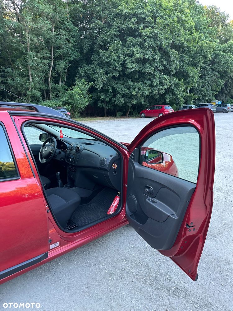 Dacia Logan 1.2 16V Laureate - 20