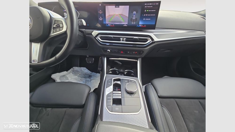 BMW 320 d Pack Desportivo M Auto - 13