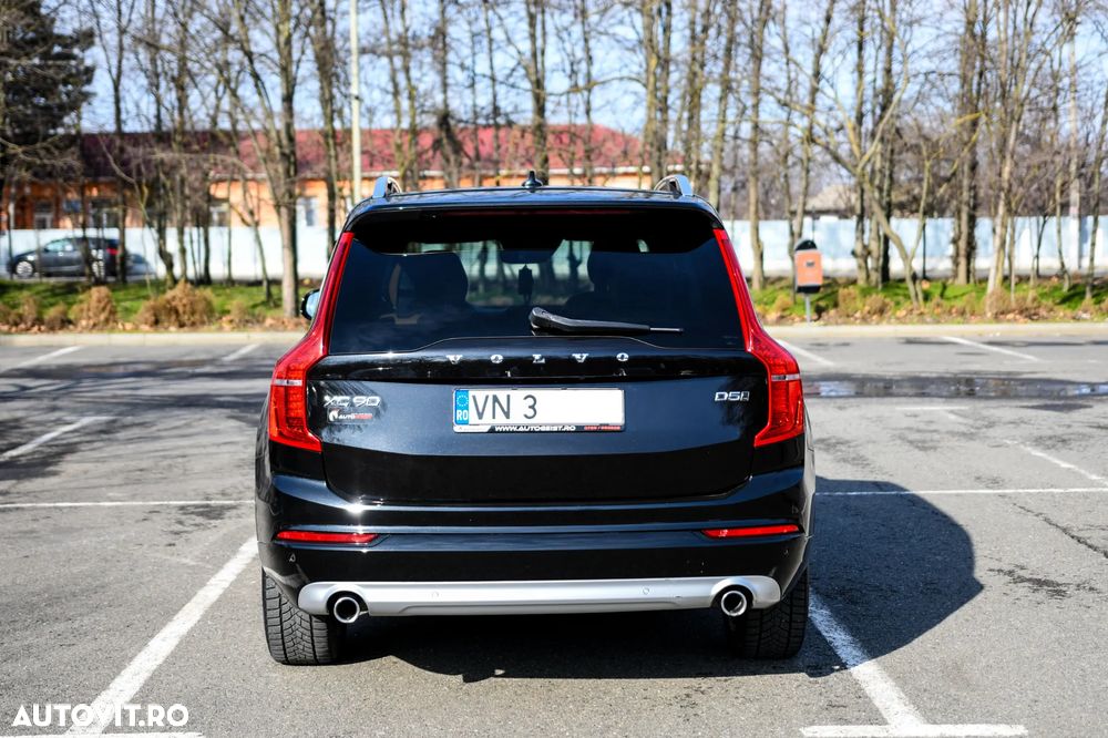 Volvo XC 90 D5 AWD Geartronic Momentum - 2