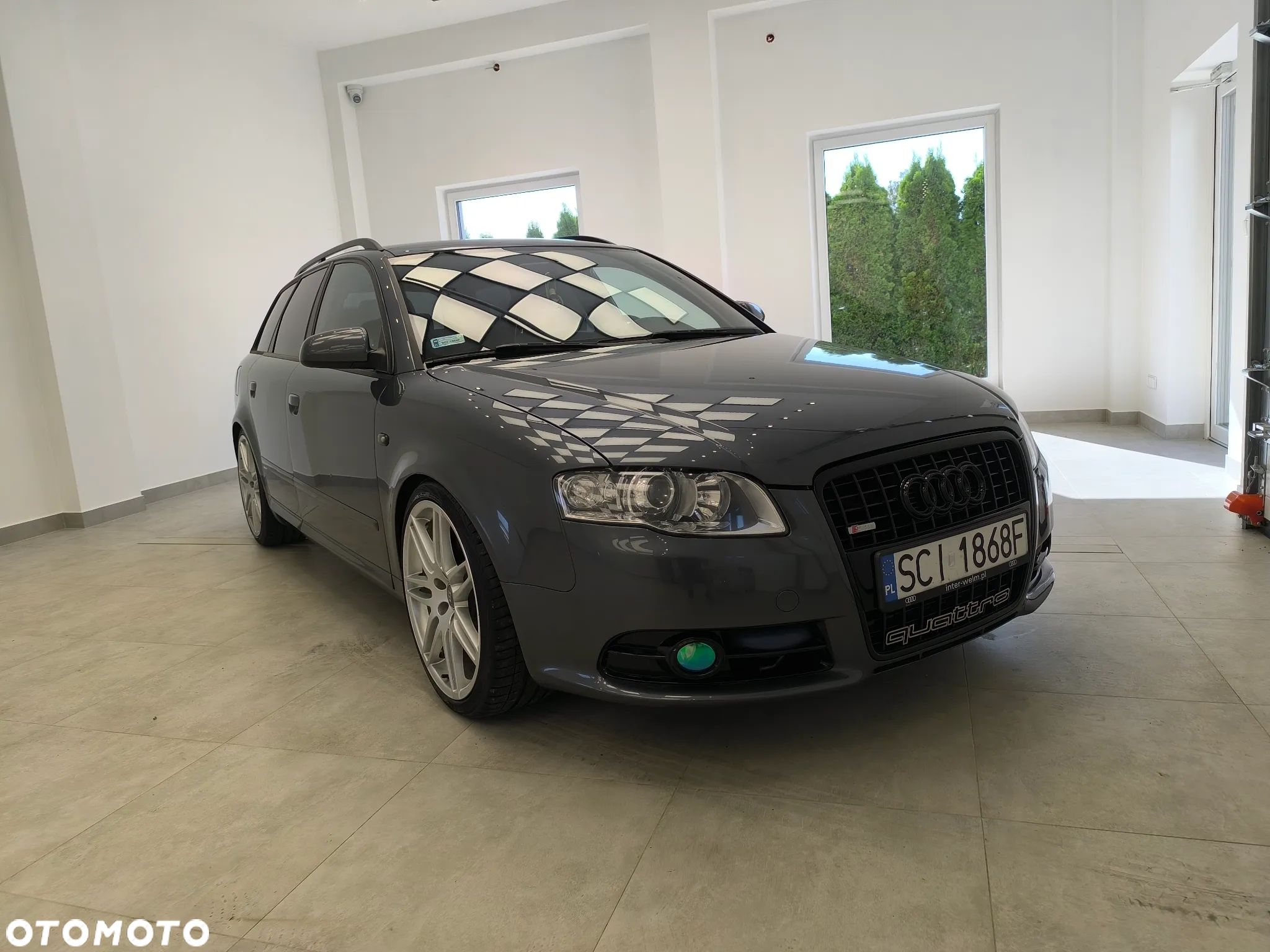 Audi A4 2.0 DTM T FSI Quattro - 1