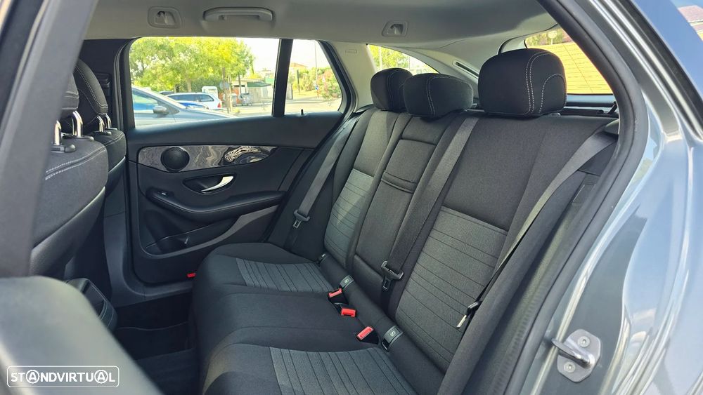 Mercedes-Benz C 180 BlueTEC Exclusive - 36