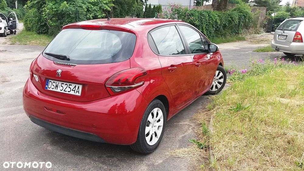 Peugeot 208 - 2