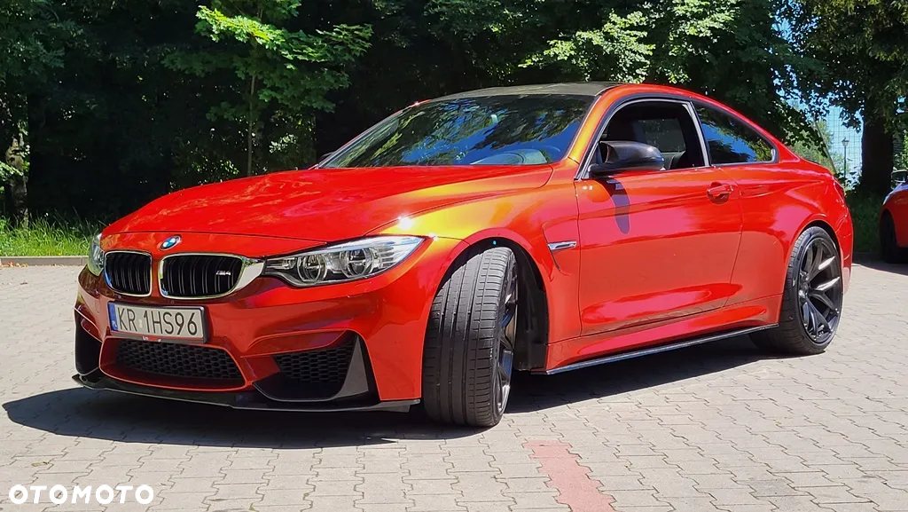 BMW M4 Standard - 30