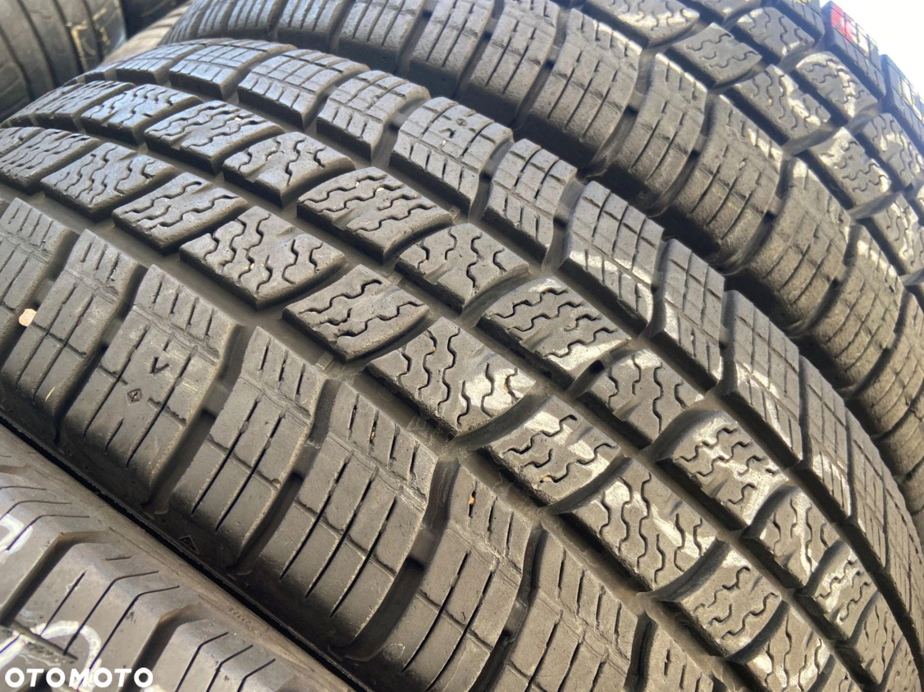 205/65/16C Vredestein AllSeason_8mm_2szt_(299) - 4