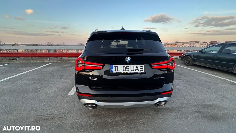 BMW X3 xDrive30i AT Luxury Line - 11