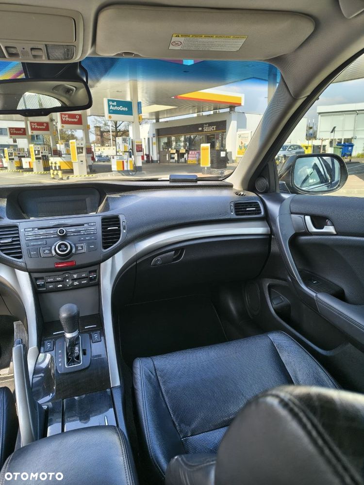 Honda Accord 2.0 Elegance - 11