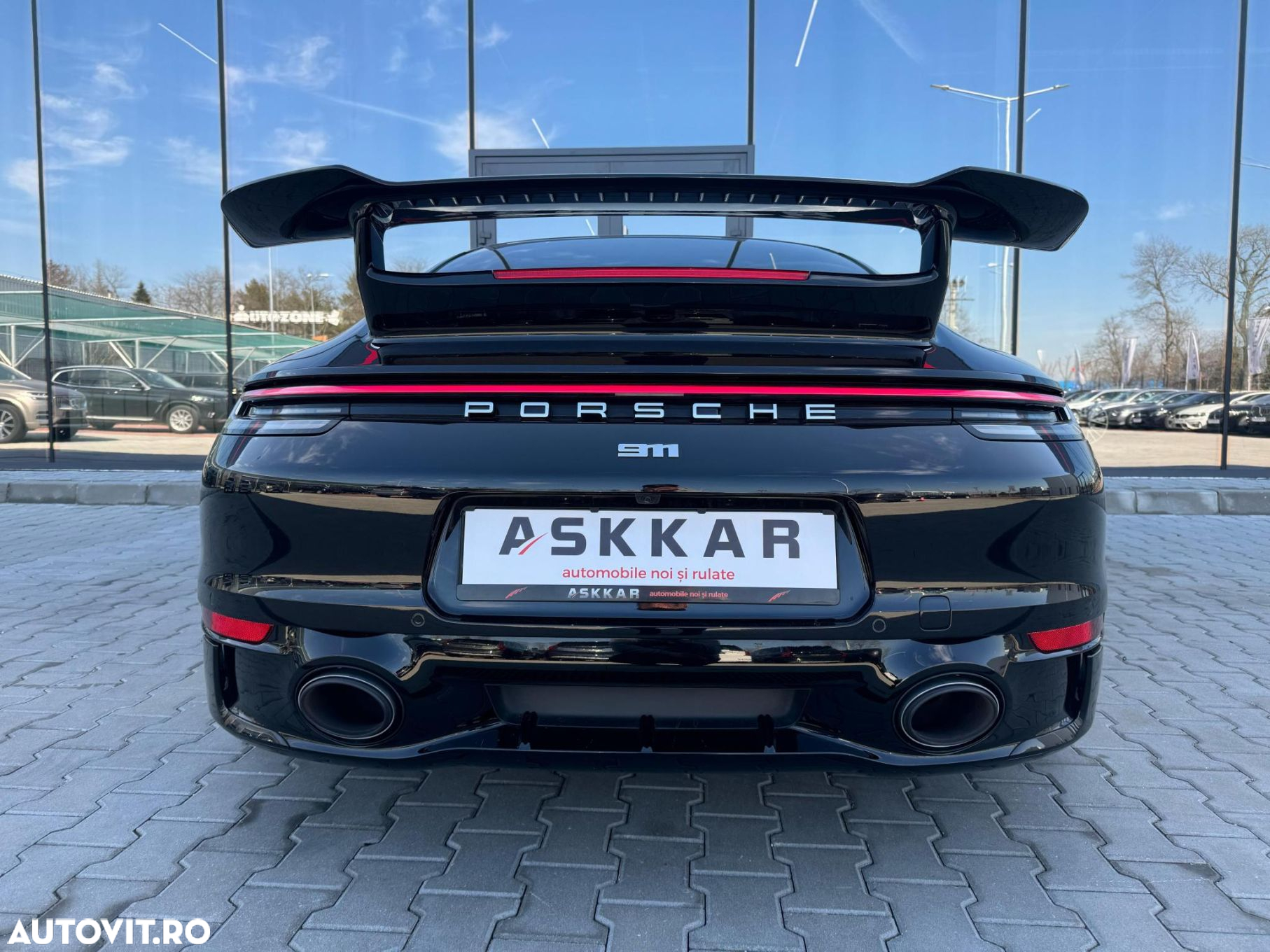 Porsche 992 - 6