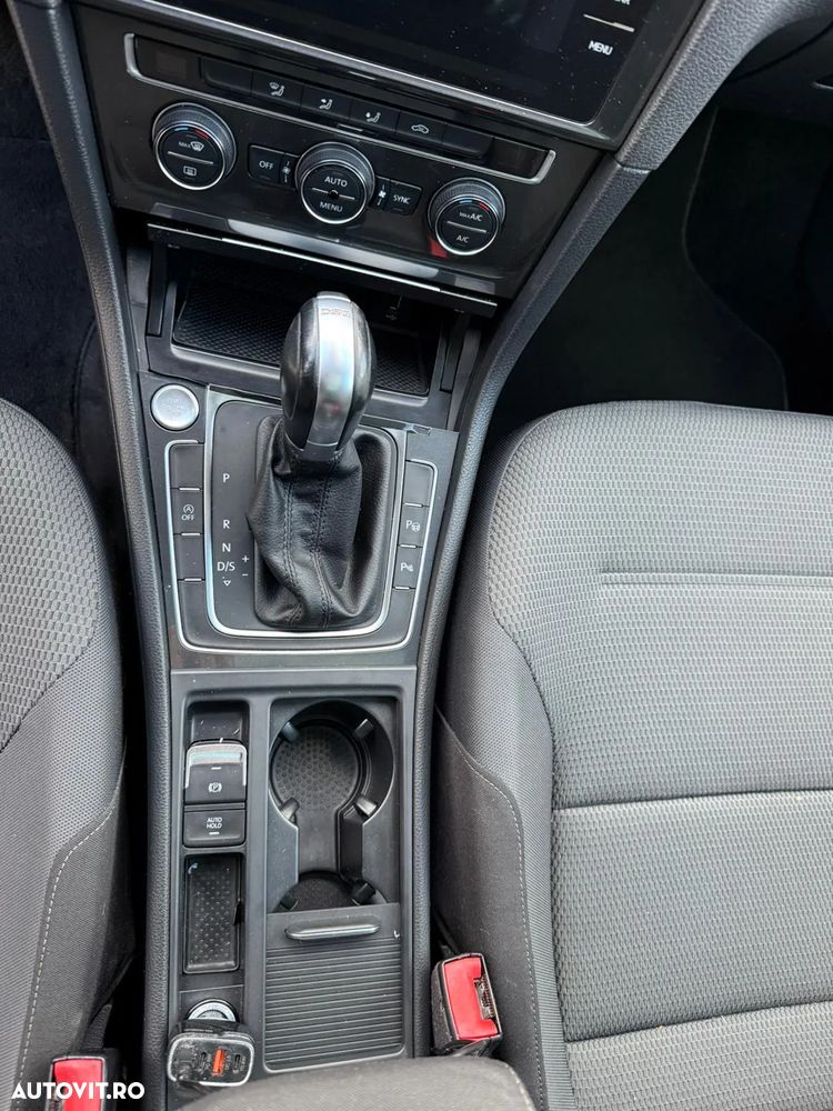 Volkswagen Golf 2.0 TDI DSG Highline - 14