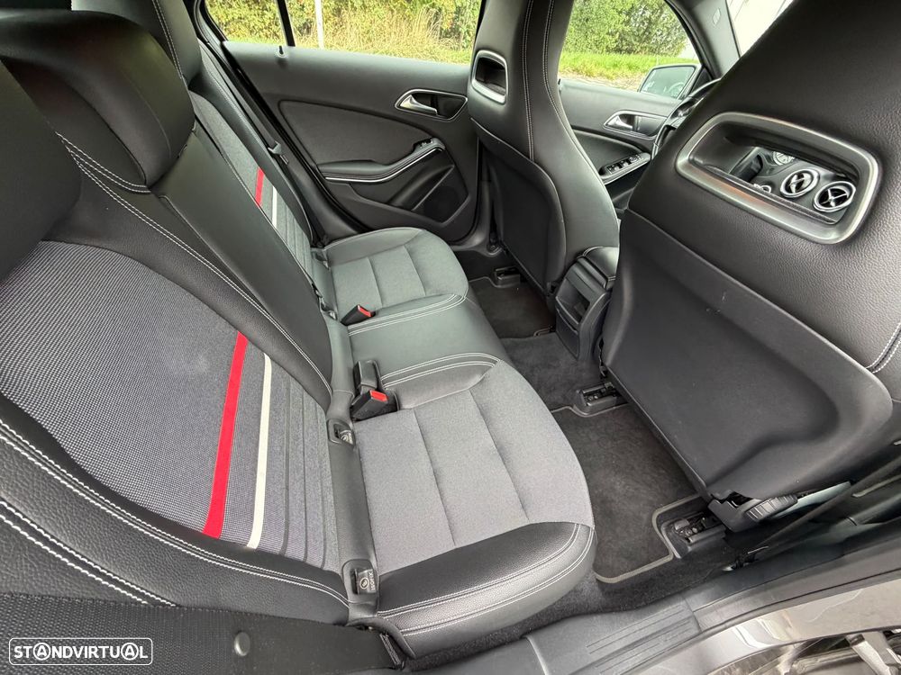 Mercedes-Benz A 180 CDI (BlueEFFICIENCY) Urban - 15