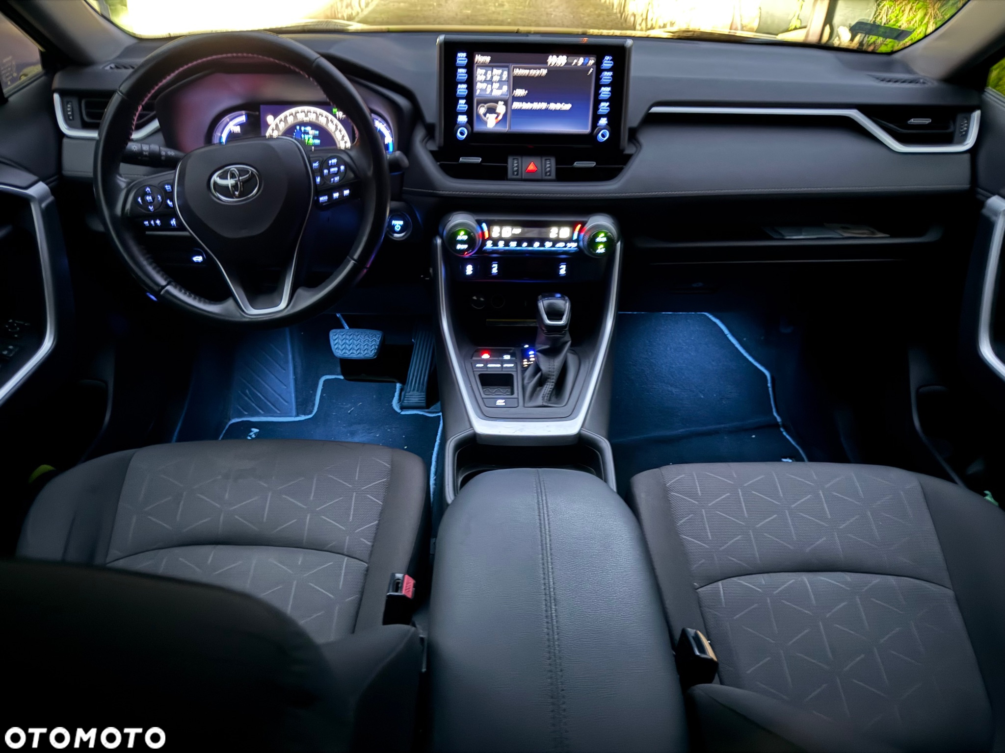 Toyota RAV4 2.5 Hybrid Active 4x2 - 7
