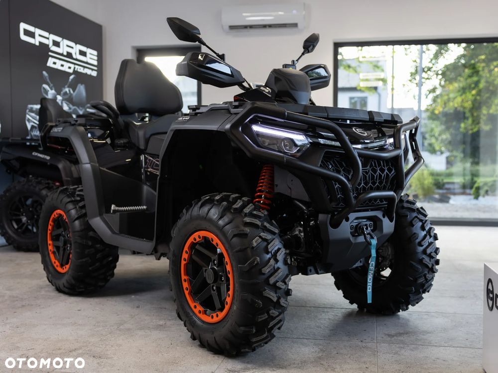 CFMoto CForce - 8