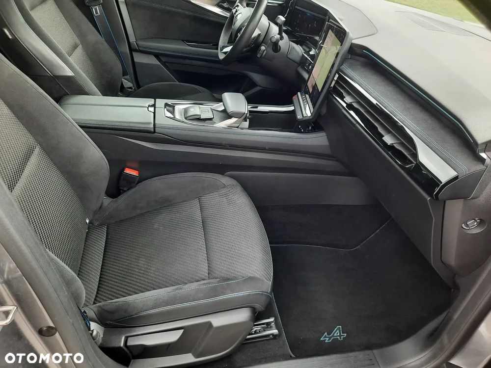 Renault Austral 1.3 TCe mHEV Esprit Alpine - 24