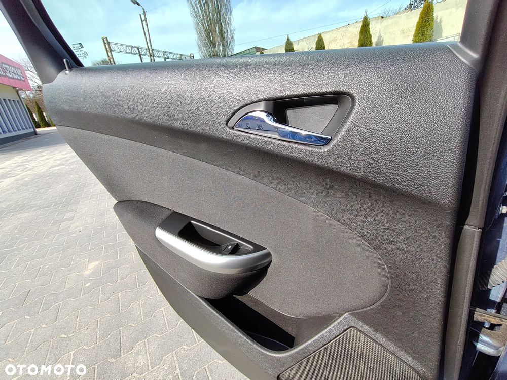 Opel Astra 1.4 Turbo Sport - 19