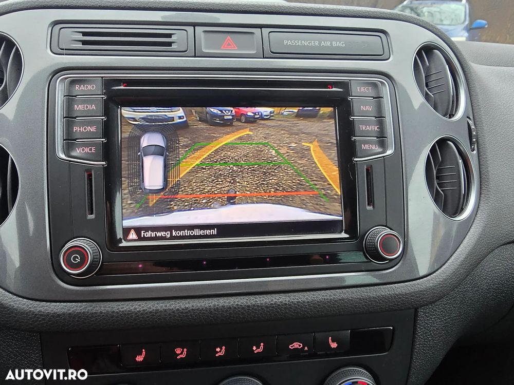 Volkswagen Tiguan - 17