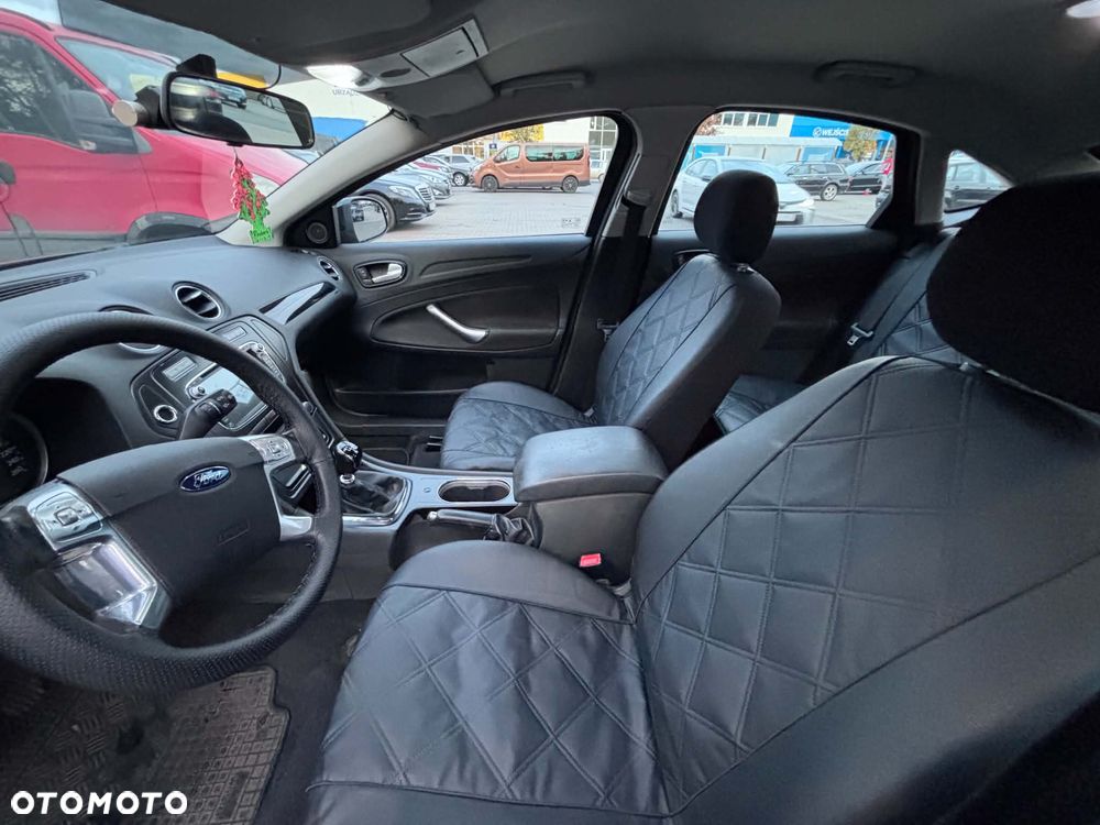 Ford Mondeo - 11