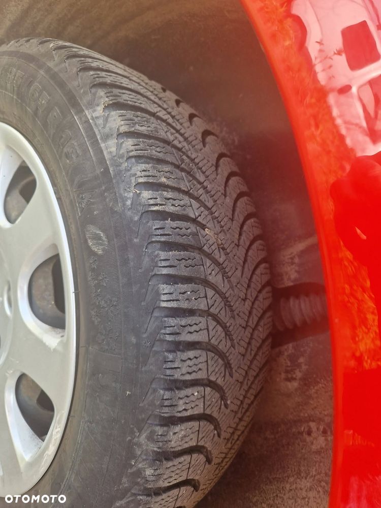 Peugeot 207 1.4 Trendy - 8