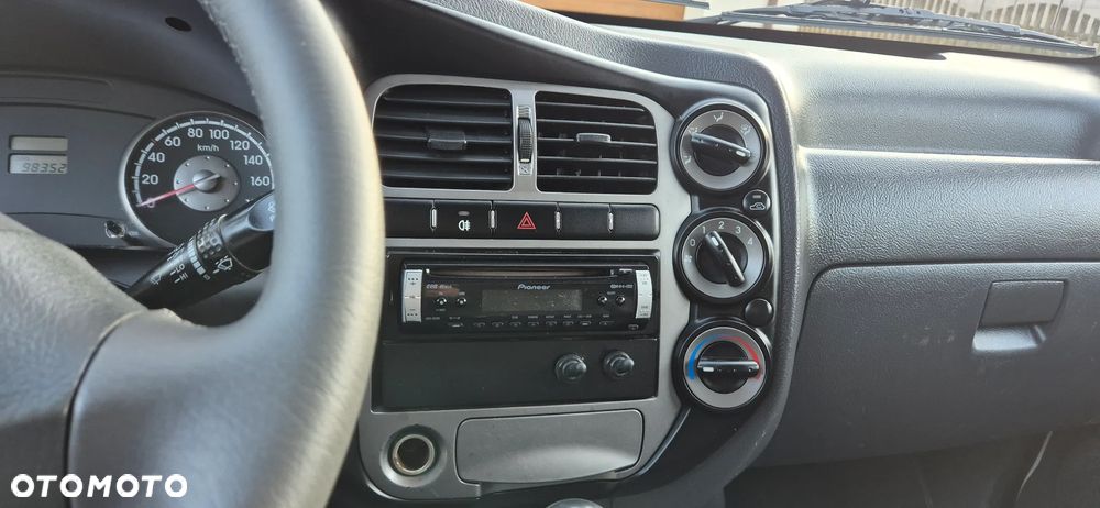 Kia K2500 K2700 K2900 - 24