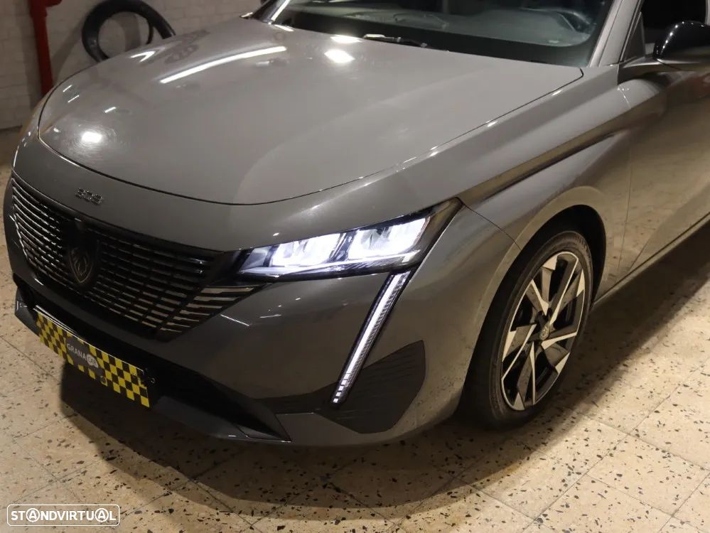 Peugeot 308 SW 1.2 PureTech Allure Pack EAT8 - 27