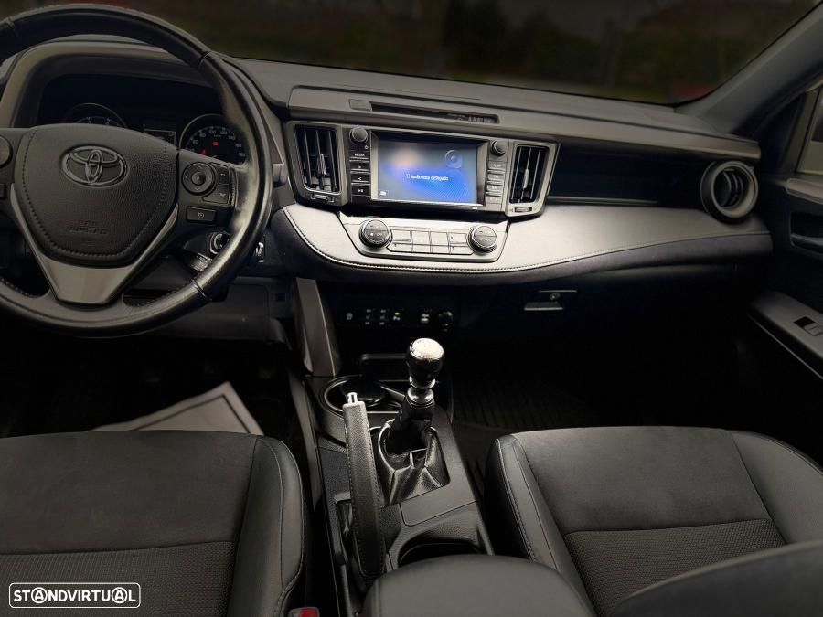 Toyota RAV4 2.0 D-4D Comfort+P.Sport - 7