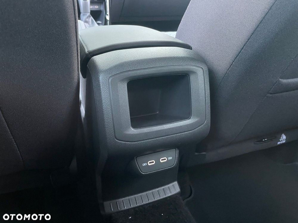 Volkswagen T-Cross - 27