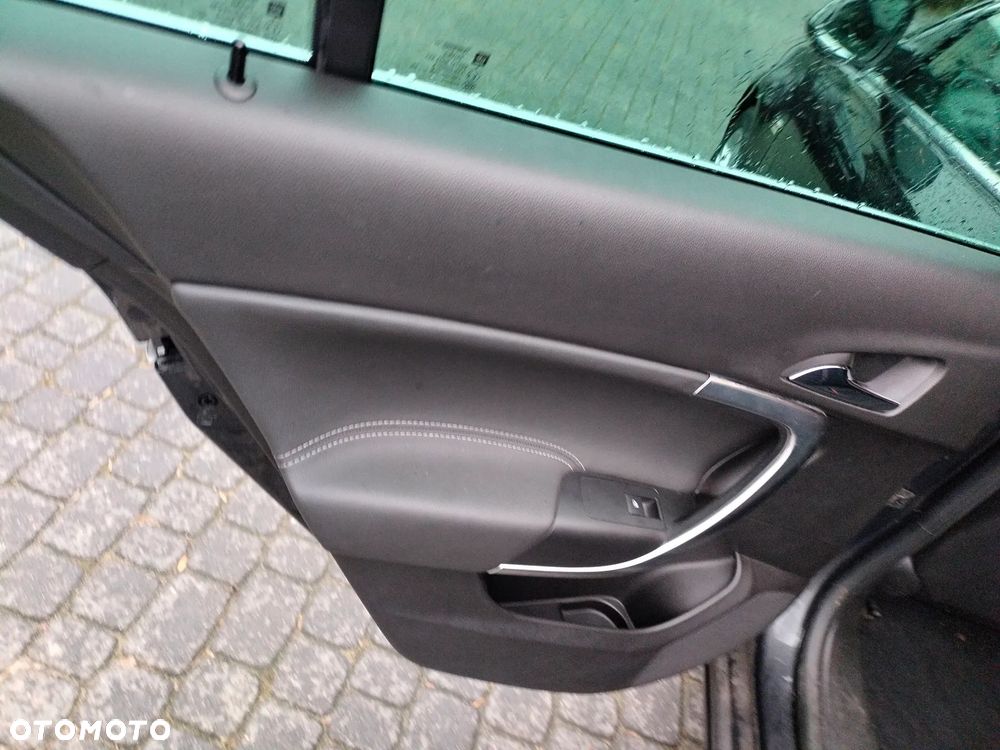 Opel Insignia 2.0 CDTI ecoFLEX Start/Stop Business Edition - 16