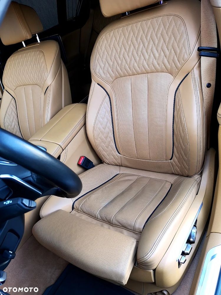 BMW Seria 7 750Ld xDrive - 22