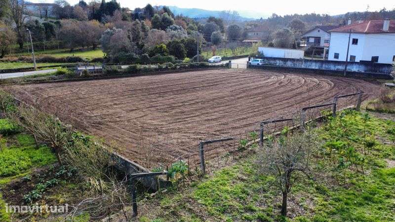 Terreno para construção 1.828 m² - Grande imagem: 3/6