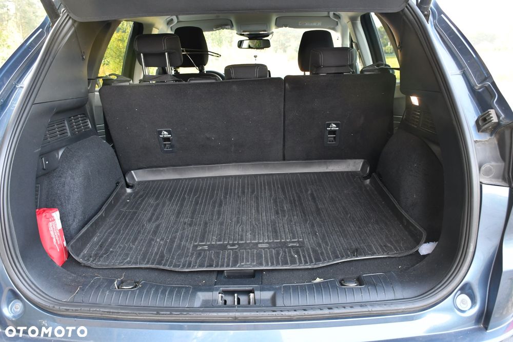 Ford Kuga 2.5 FHEV AWD Titanium - 12