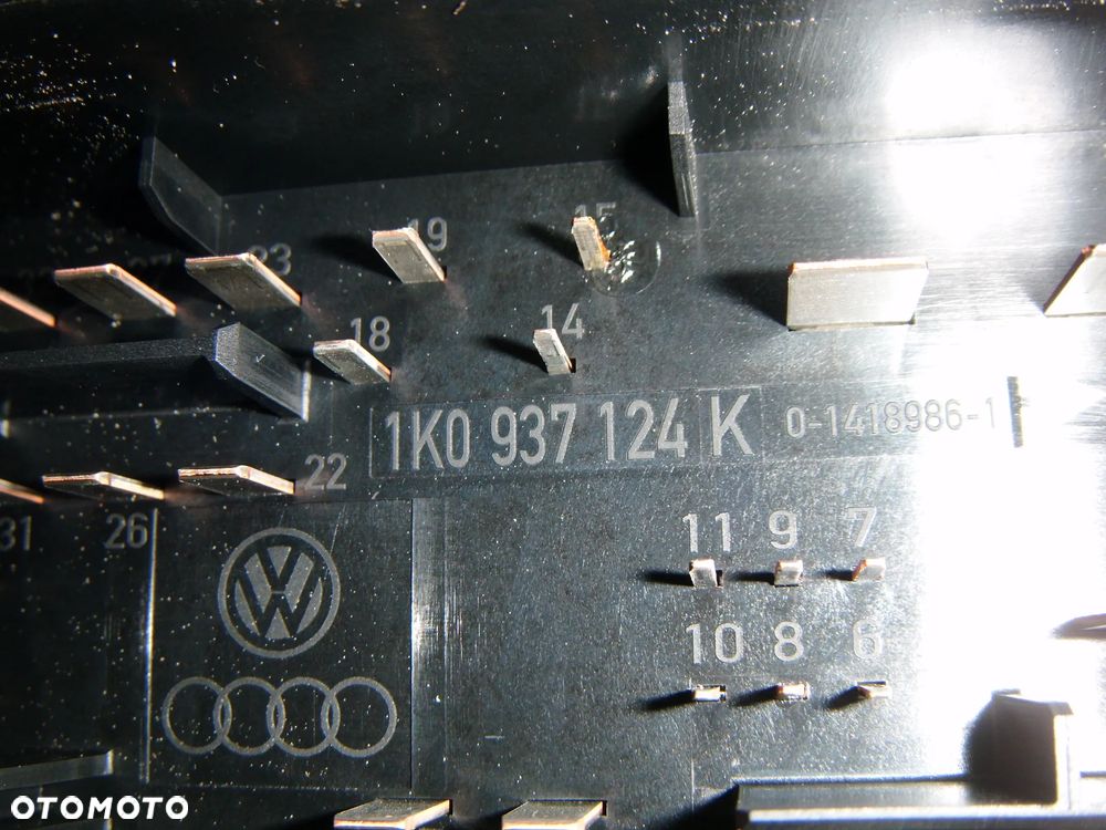 audi a3 8p  skrzynka bezpieczników 1k0937124k - 2