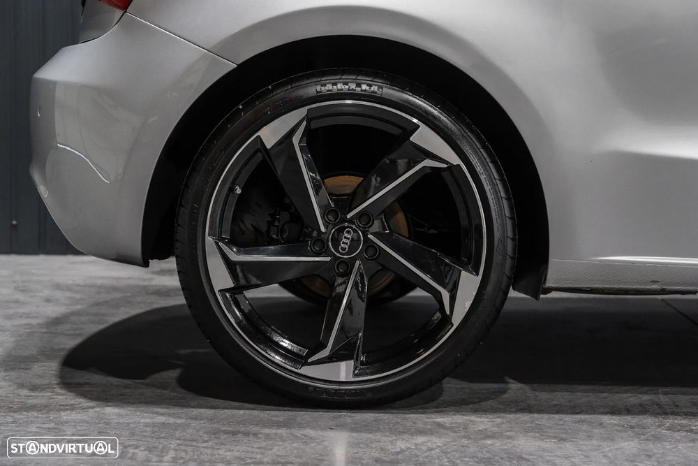 Audi A1 1.6 TDI S tronic S line Sport Pack - 41