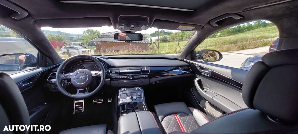 Audi A8 - 7