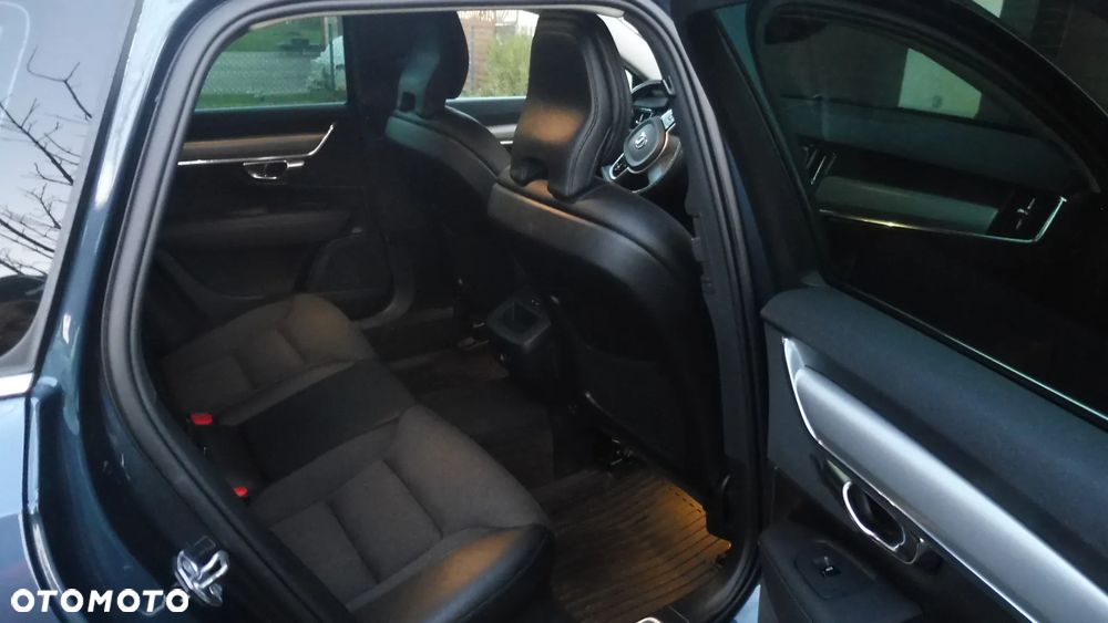 Volvo V90 D4 Geartronic Momentum Pro - 14