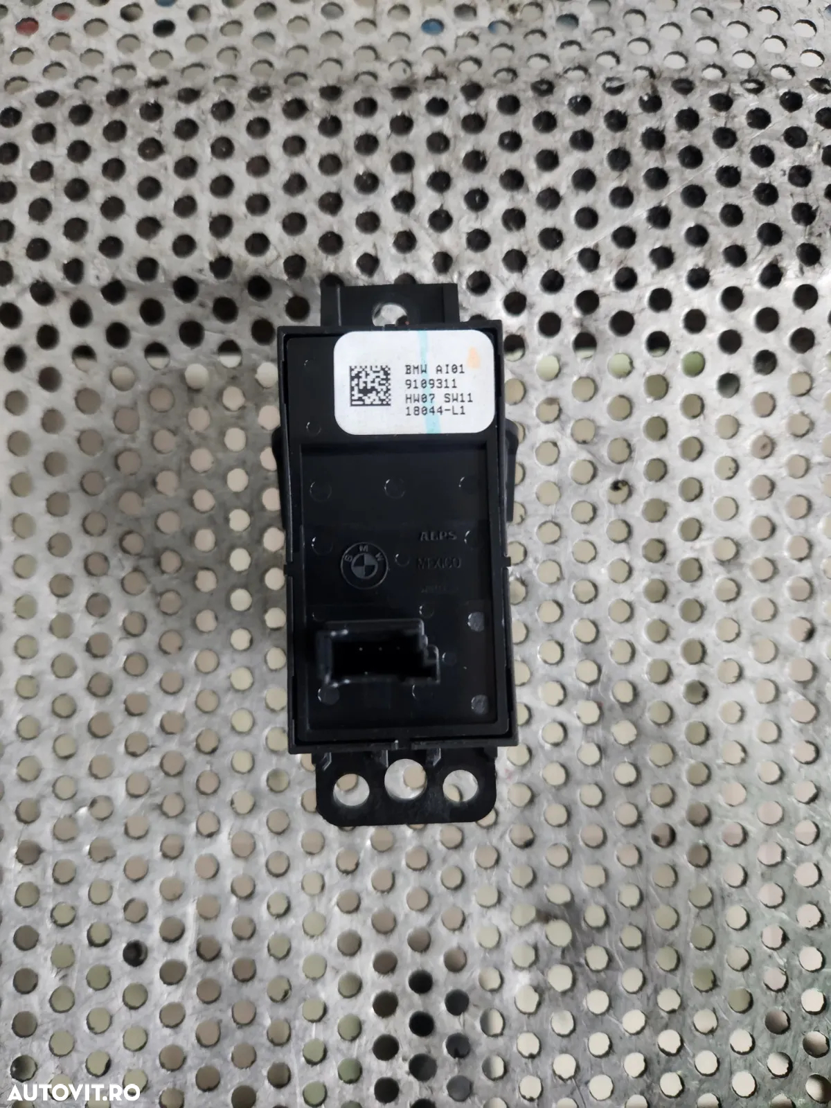 Buton Frana De Mana Bmw X3 X4 G01 G02 F97 G30 G31 Cod  Dezmembrez Bmw X3 G01 - Dezmembrari Arad - 4