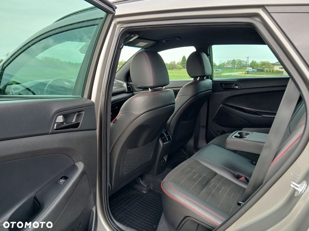 Hyundai Tucson 1.6 CRDi 48V-Hybrid 2WD DCT N Line - 16