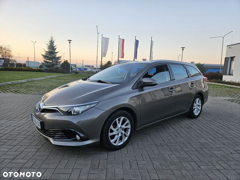 Toyota Auris - 18