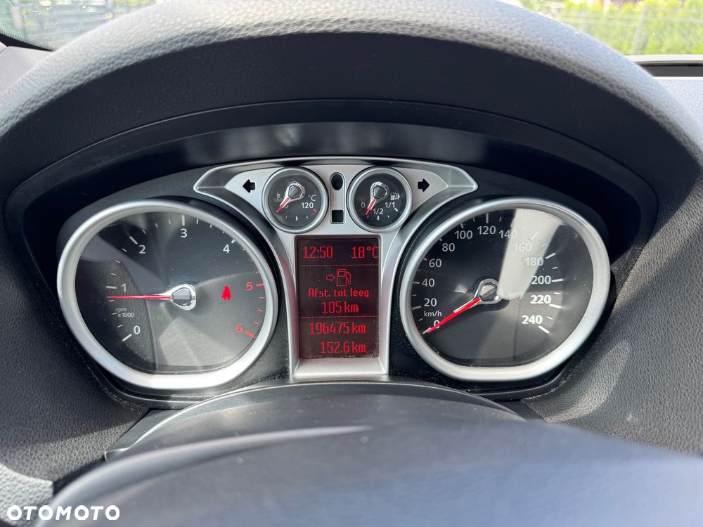 Ford Kuga 2.0 TDCi Titanium FWD - 18