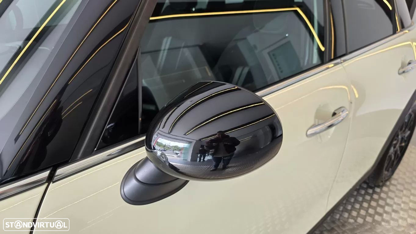 MINI 5 Portas One D - 24