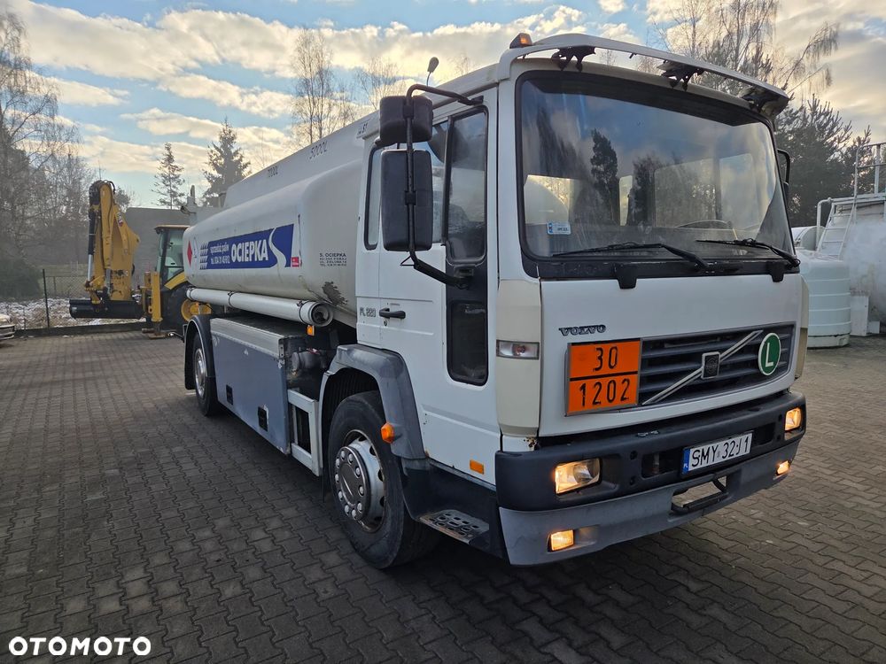 Volvo FL6 - 2