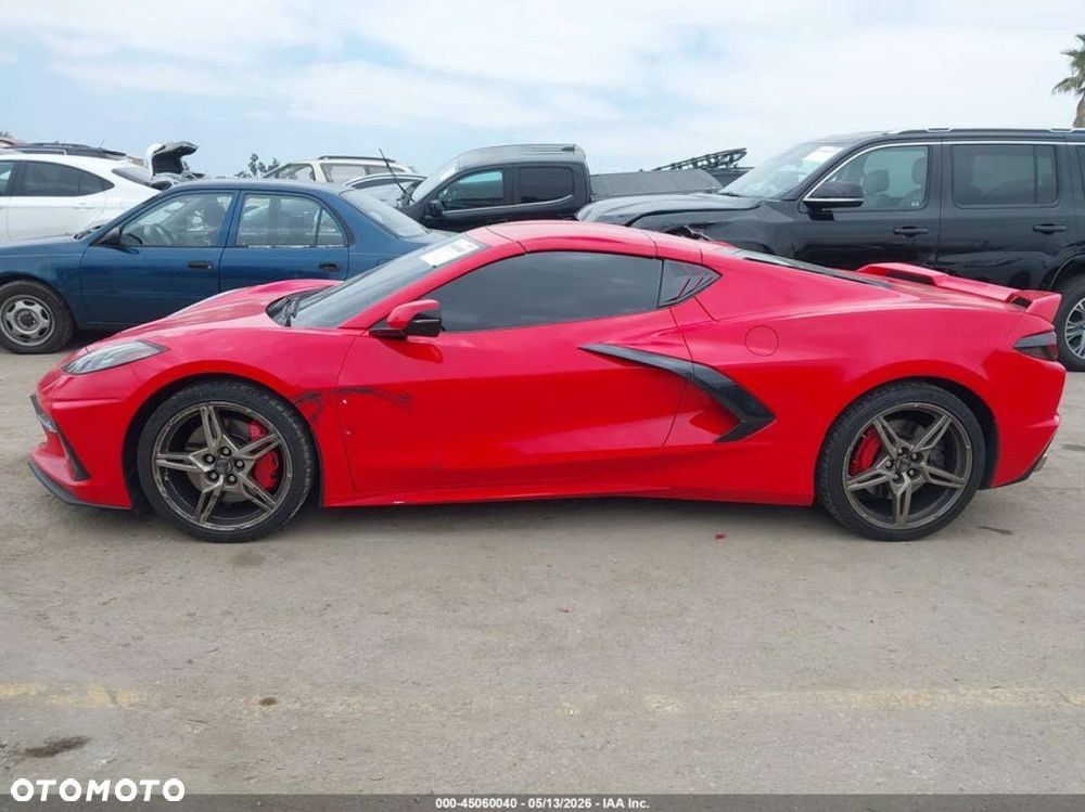 Chevrolet Corvette - 6