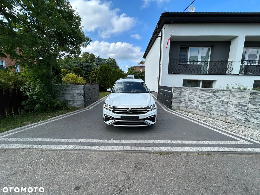 Volkswagen Tiguan Allspace 2.0 TDI SCR 4Motion DSG Elegance - 2